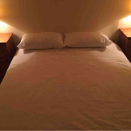 Eastbourne Large Double Room With Wifi & Kitchen Поулгейт Екстериор снимка